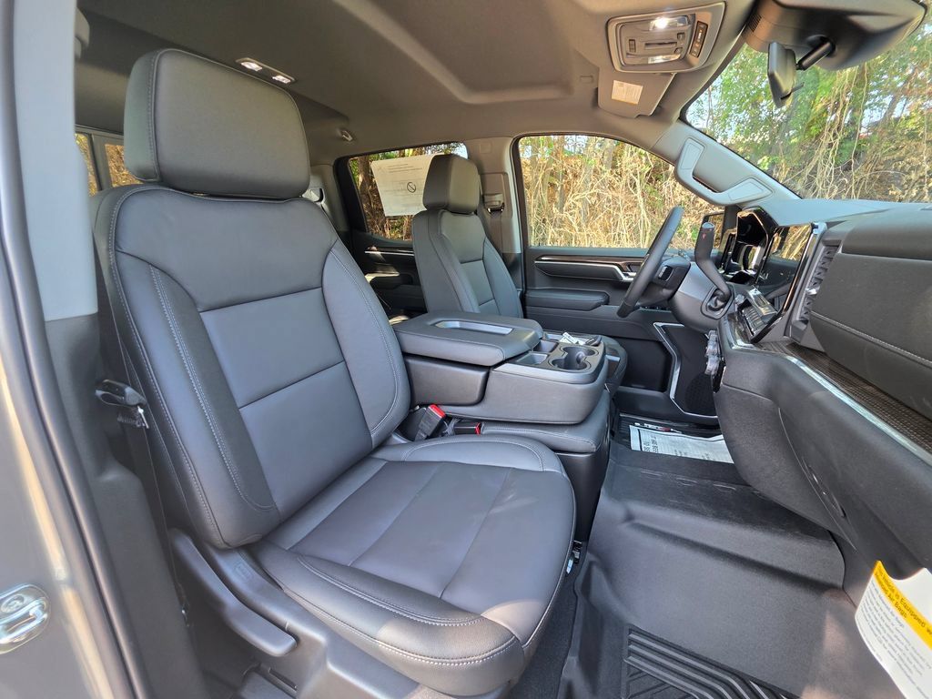 New 2026 Chevrolet Silverado 1500 LT AWD/4WD image 13
