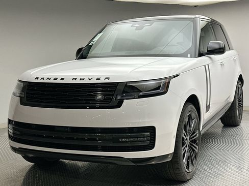 New 2026 Land Rover Range Rover SE AWD/4WD image 1