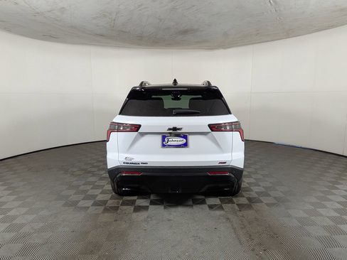 New 2026 Chevrolet Equinox RS w/ Convenience Package III AWD/4WD image 8