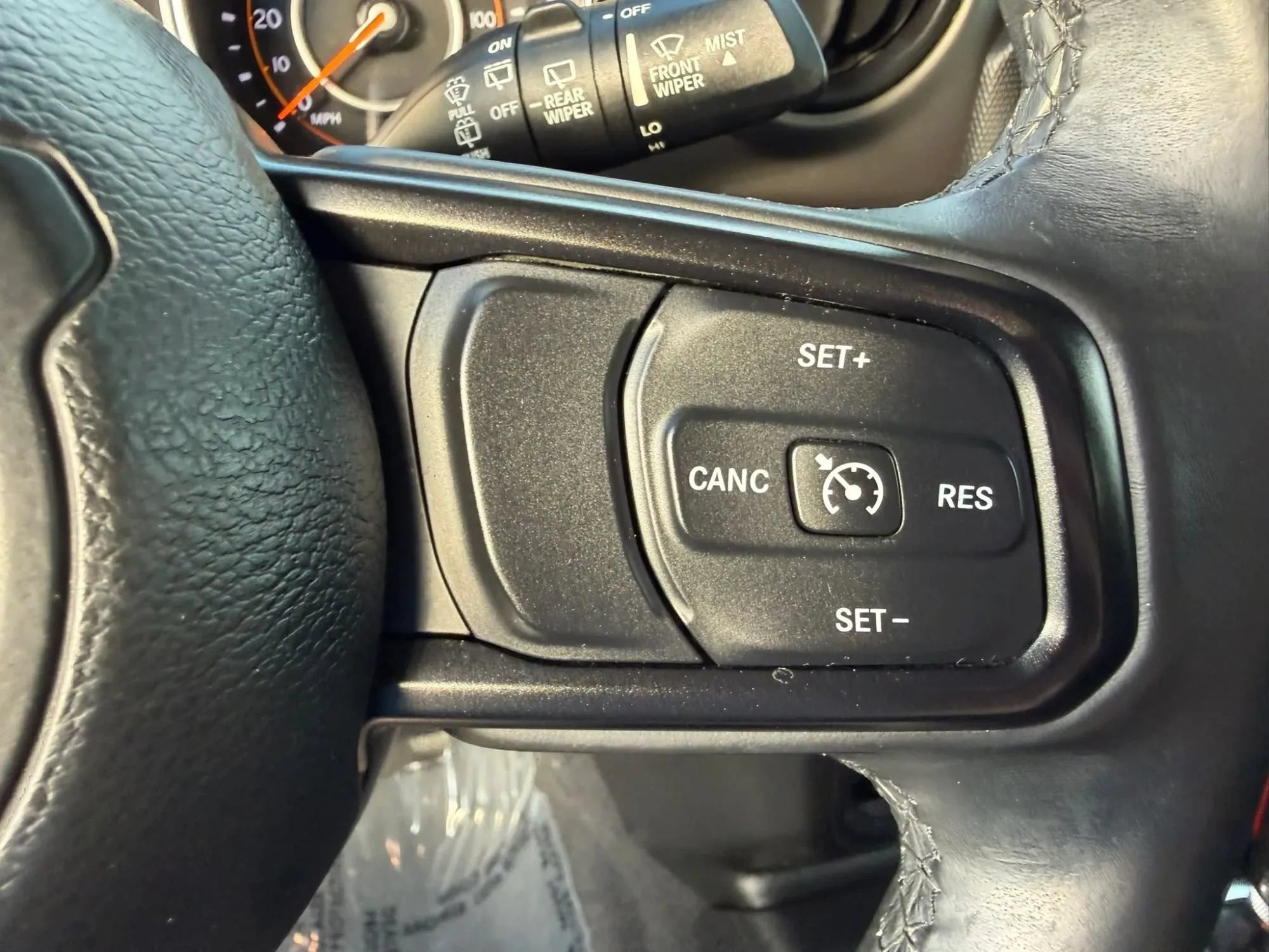 Used 2019 Jeep Wrangler Sport AWD/4WD image 17