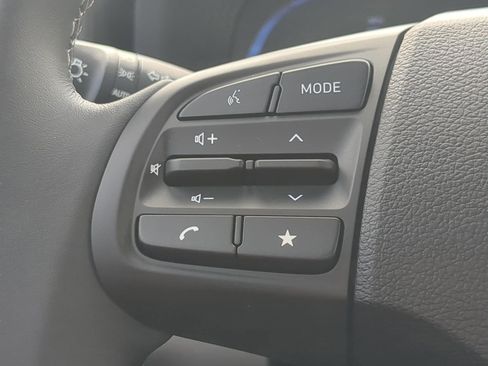 New 2026 Hyundai Venue SEL FWD image 25