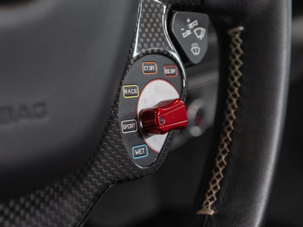 Certified 2018 Ferrari 488 GTB RWD image 24