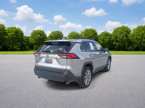 Used 2024 Toyota RAV4 XLE Premium image 7