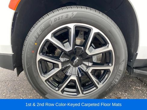 Used 2024 Chevrolet Suburban RST w/ Luxury Package AWD/4WD image 24