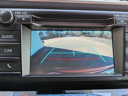 Used 2018 Toyota RAV4 LE image 13