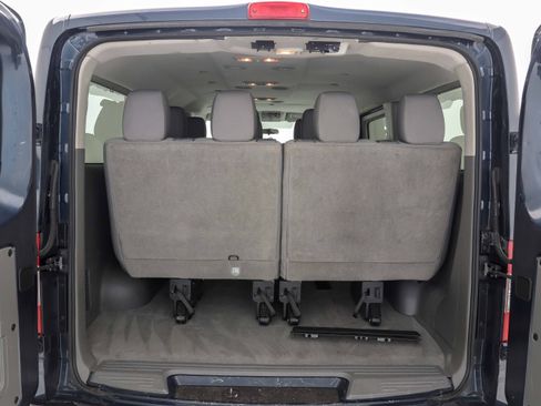 Used 2018 Nissan NV 3500 SV w/ Navigation Package image 11