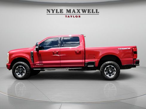 Used 2023 Ford F250 Lariat w/ Lariat Ultimate Package AWD/4WD image 25