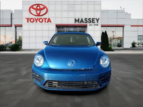 Used 2019 Volkswagen Beetle 2.0T S image 8