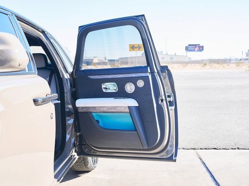 Used 2025 Rolls-Royce Ghost image 26