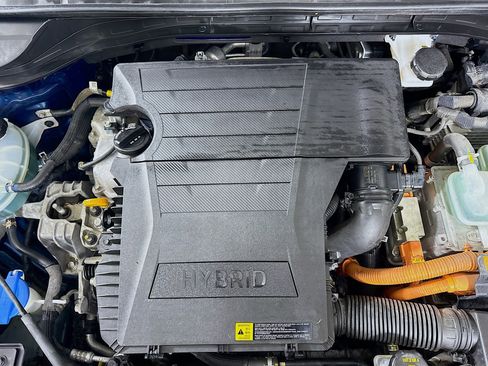 Used 2018 Kia Niro EX image 39