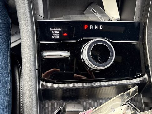 Used 2024 Jeep Grand Cherokee Limited w/ Luxury Tech Group II image 27