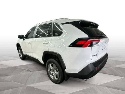 Used 2025 Toyota RAV4 XLE w/ Convenience Package image 6