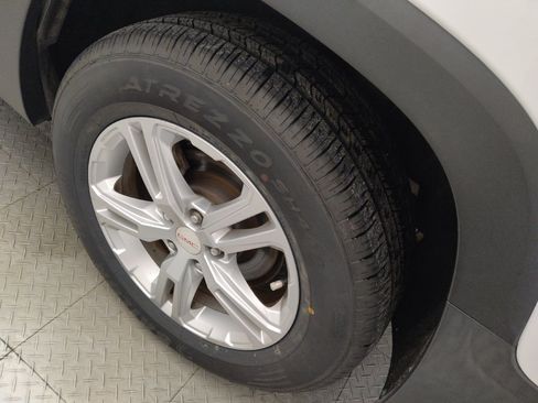 Used 2018 GMC Terrain SLE FWD image 31