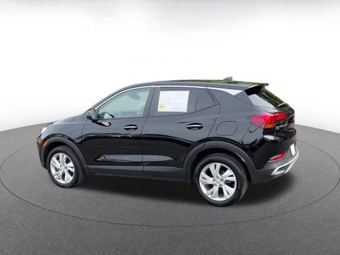 Used 2025 Buick Encore GX Preferred AWD/4WD image 10