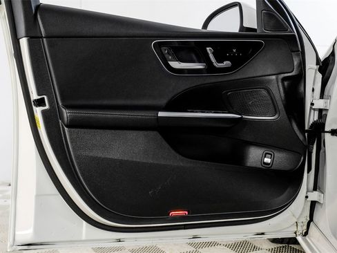 Used 2022 Mercedes-Benz C 300 C 300 image 42