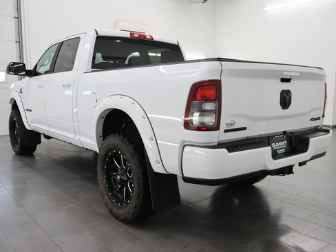 Used 2022 RAM 2500 Big Horn w/ Night Edition image 6