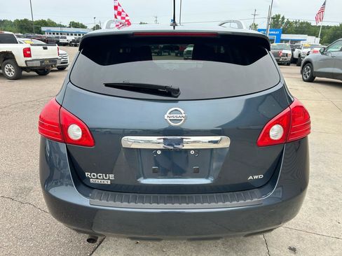 Used 2015 Nissan Rogue S w/ Convenience Package AWD/4WD image 5