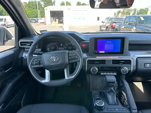 New 2026 Toyota Tacoma TRD Off-Road AWD/4WD image 17