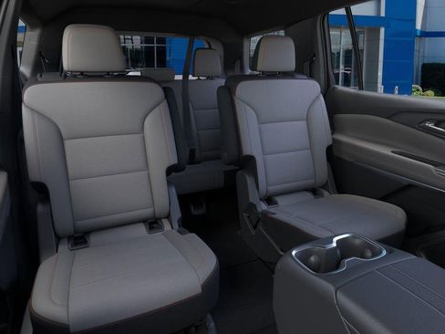 New 2026 Chevrolet Traverse LT image 17