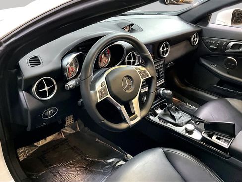 Used 2016 Mercedes-Benz SLK 350 image 17