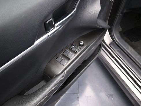 Used 2024 Toyota Camry XSE image 10