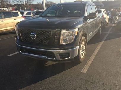 Used 2019 Nissan Titan SV