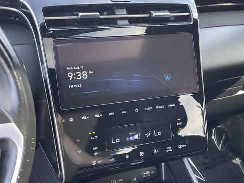 Used 2022 Hyundai Santa Cruz Limited AWD/4WD image 20