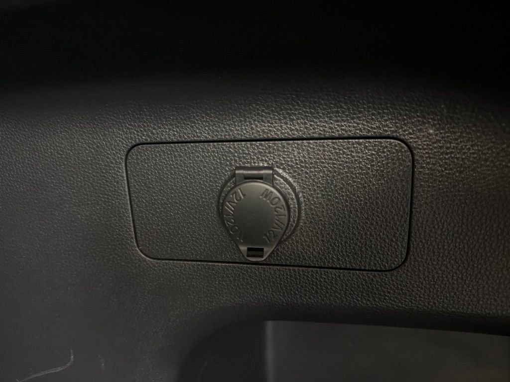 Used 2019 Toyota RAV4 Limited w/ Cold Weather Package AWD/4WD image 39