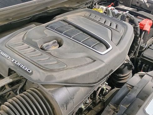 Used 2023 Jeep Grand Wagoneer Series II AWD/4WD image 9