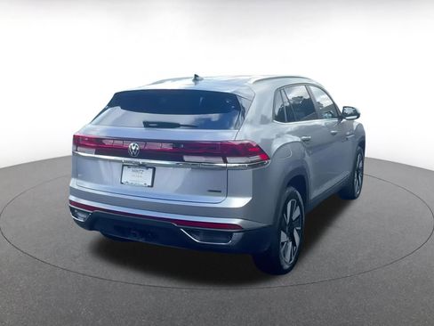 Used 2025 Volkswagen Atlas Cross Sport SE image 14