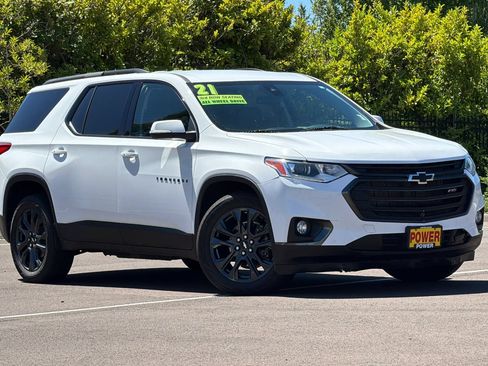 Used 2021 Chevrolet Traverse RS w/ LPO, Floor Liner Package AWD/4WD image 2
