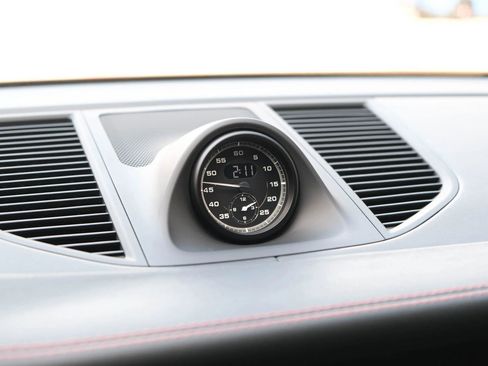 Used 2022 Porsche Macan GTS image 23