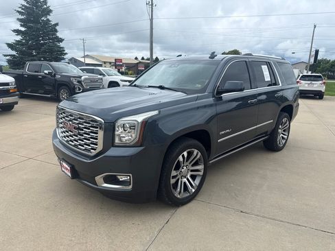 Used 2019 GMC Yukon Denali w/ Denali Ultimate Package AWD/4WD image 1
