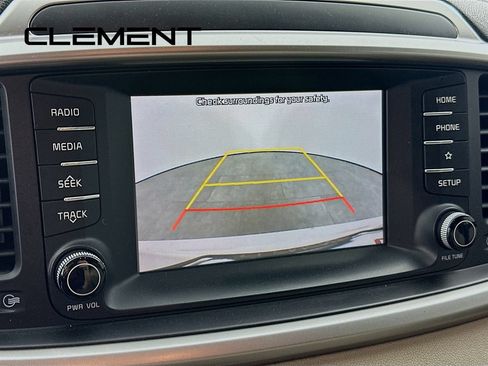 Used 2020 Kia Sorento S AWD/4WD image 20