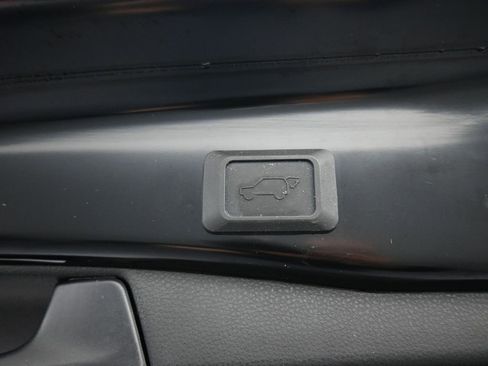 Certified 2024 Toyota RAV4 XLE image 24