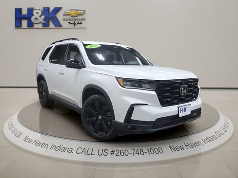 Used 2023 Honda Pilot Elite image 1