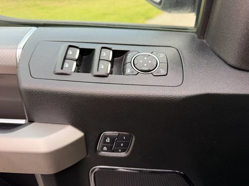 Used 2017 Ford F150 Lariat AWD/4WD image 37