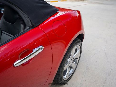 Used 2006 Pontiac Solstice Convertible w/ Premium Package image 47