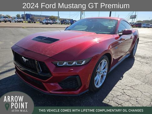 Used 2024 Ford Mustang GT Premium image 4