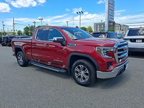 Used 2019 GMC Sierra 1500 SLE w/ SLE Value Package AWD/4WD image 6