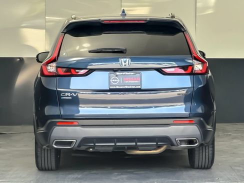 Used 2025 Honda CR-V Sport image 4