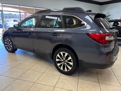 Used 2016 Subaru Outback 2.5i Limited image 4