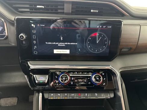 Used 2025 GMC Sierra 1500 Denali Ultimate image 21