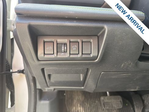 Used 2025 Subaru Outback Onyx Edition XT w/ Popular Package #2 AWD/4WD image 19
