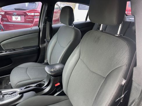 Used 2012 Chrysler 200 Touring image 11