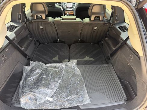 Certified 2024 Volvo XC90 T8 Plus w/ Protection Package AWD/4WD image 26