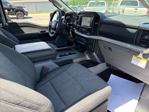 Used 2021 Ford F150 XL w/ Equipment Group 101A High AWD/4WD image 41