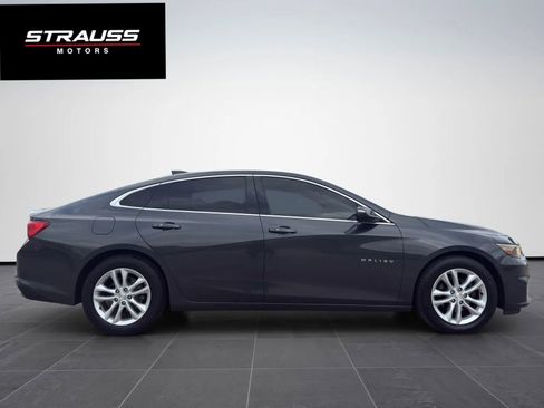 Used 2018 Chevrolet Malibu LT FWD image 5