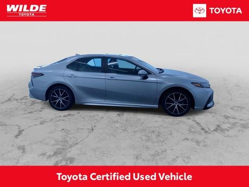 Certified 2023 Toyota Camry SE w/ Protection Package (Q2) (TMS) image 2