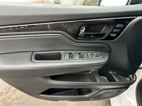 Used 2023 Honda Odyssey Elite image 20
